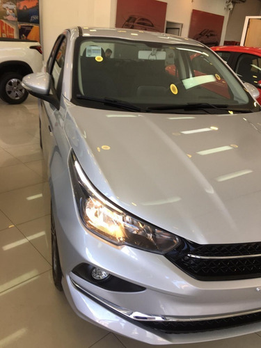 Fiat Cronos Precision 1.8 130cv - Manual