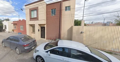 Sk18 Casa En Venta En Sk18 - Casa En Venta En Maple, Los Bosques, Monclova, Coahuila (remate Bancario)