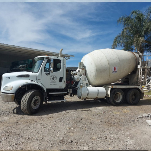 Imagen 9 de 12 de Camion Revolvedor De Concrfeto Freightliner 2009 8m3
