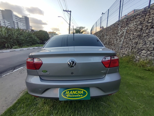 Imagem 5 de 8 de Volkswagen Voyage 1.6 Msi Trendline (flex) Flex Manual