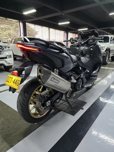 Yamaha T Max 560
