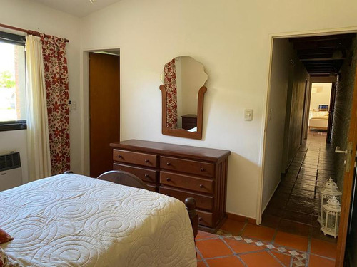 Venta Casa Parada 11 - A 300 Mts. De Ruta 9. Funes