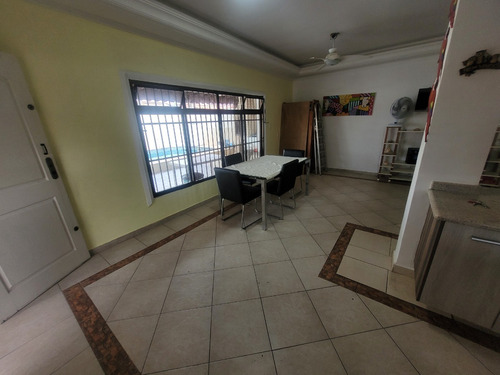 Imagem 10 de 25 de Casa 4 Dormitórios - Piscina - 100 Mts Praia - Imperador - Aml10