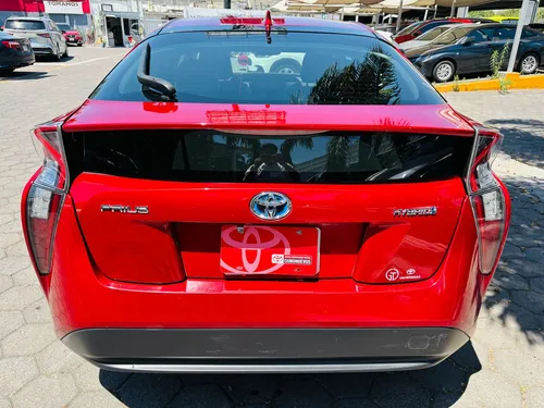 Toyota Prius 1.8 Premium Cvt