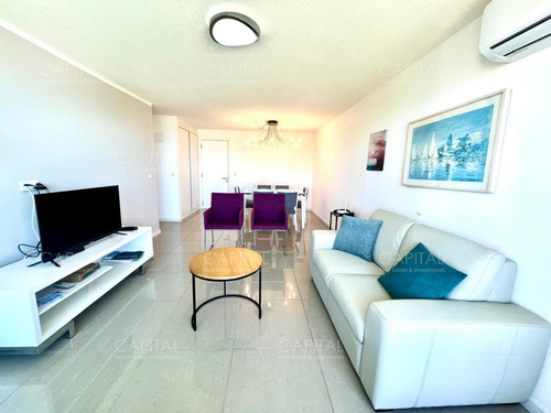 Apartamento De Un Dormitorio En Venta, Torre One Punta Del Este.