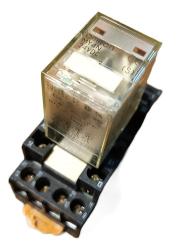 Relé Relay Cuádruple Inversor Bobina 24v Dc Omron 220v 5a (Usado)