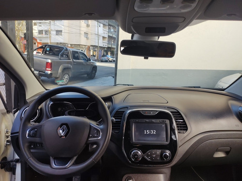 Imagen 9 de 12 de Renault Captur 2019 2.0 Intens Manual