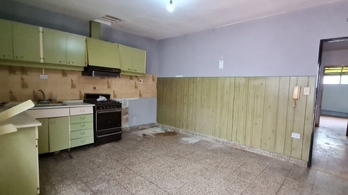 Imagen 13 de 14 de Vendo Ph Interno Independiente 3 Amb. Muy Amplio