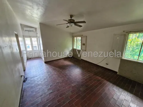 Casas En Venta Mls #25-12512