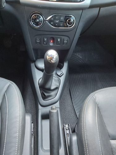 Renault Sandero 1.6 Privilege Black 2016