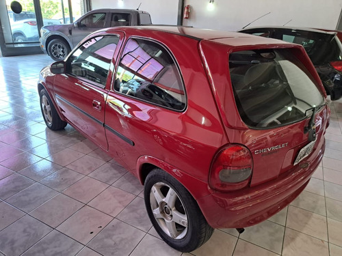 Chevrolet Corsa Classic 1.6 Gl 3p
