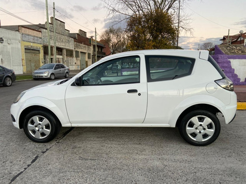 Imagen 8 de 14 de Ford Ka 2013 1.0 Fly Viral 63cv