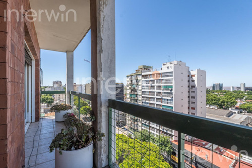 Dúplex - 6 Ambientes - Quincho, Cochera Doble - Vicente Lopez - Venta