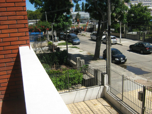 Alquiler Apartamento 2 Dormitorios Buceo Impecable. Dueño