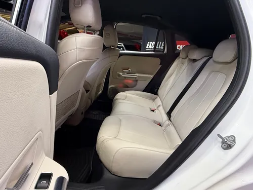 Mercedes-Benz Clase GLA 1.6 200 Cgi At