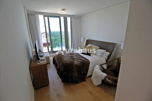 Venta Apartamento Un Dormitorio Punta Del Este Playa Brava Primera Linea Trump Tower