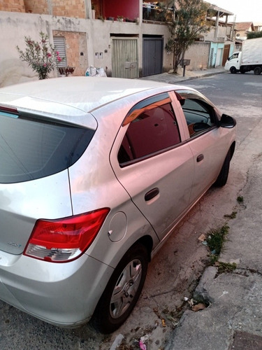 Imagem 2 de 15 de Chevrolet Onix 2018 1.0 Joy 5p