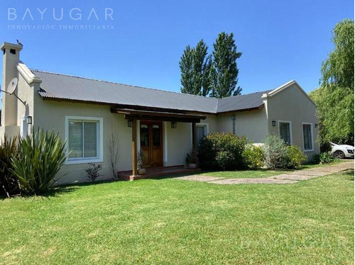 Venta Casa - Chacras Del Molino / Exaltación De La Cruz - Lote De 2000 M2