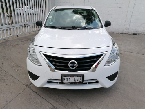 Imagen 2 de 3 de Nissan Versa 2017 1.6 Drive Mt