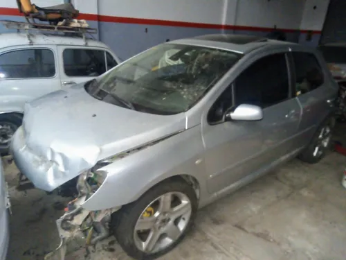 Chocado Peugeot 307 Xsi Coupe