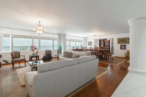 Apartamento En Venta En El Chicó. Cod V6217