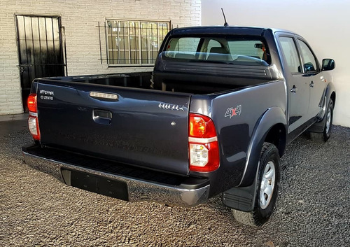 Toyota Hilux 3.0 Cd Sr 171cv 4x4 - C3 2014