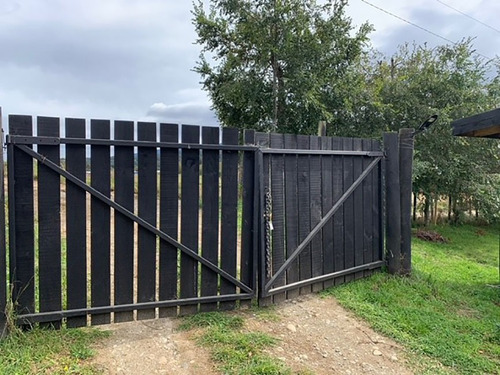 En Venta Conjunto De Cabañas Sector Las Quemas - Futrono