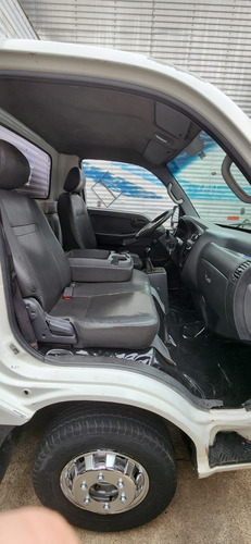 Kia Bongo 2.5 Std 4x2 Rs Turbo C/ Carroceria 2p