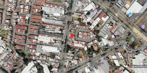 Casa En Remate Bancario En Calz. De Los Pirules, Granja, Zapopan, Jalisco (60% Descuento, Excelente Plusvalía) ¡gran Oportunidad De Inversión! - Sk12