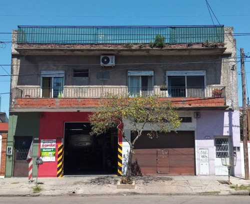 2 Locales + 2 Viviendas - Venta En Block