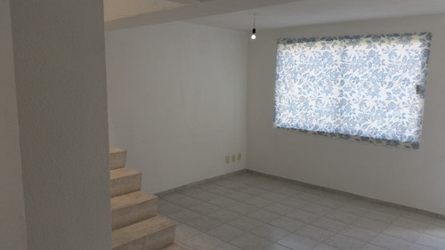 Imagen 7 de 10 de Bonita Casa 3rec 1baño 1auto Acepto Creditos