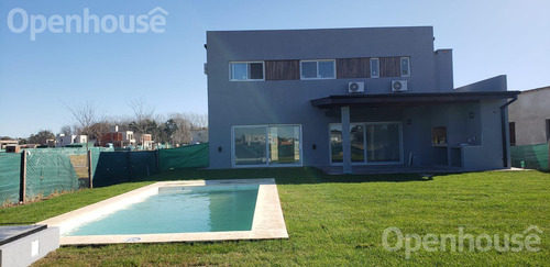 Venta Excelente Propiedad Con Piscina En Barrio San Pablo