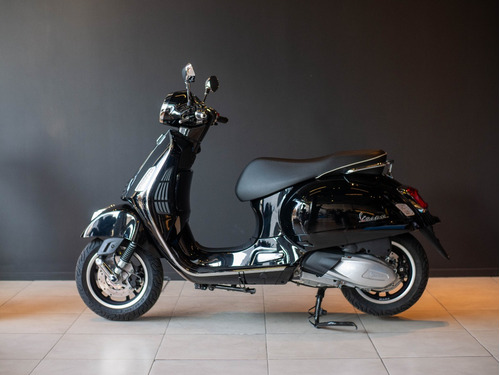 Vespa Gts 300 Super Negra 2023 Reserva Ya 