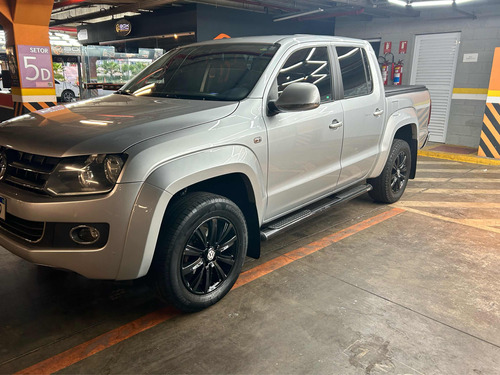 Volkswagen Amarok 2.0 Highline Cab. Dupla 4x4 4p