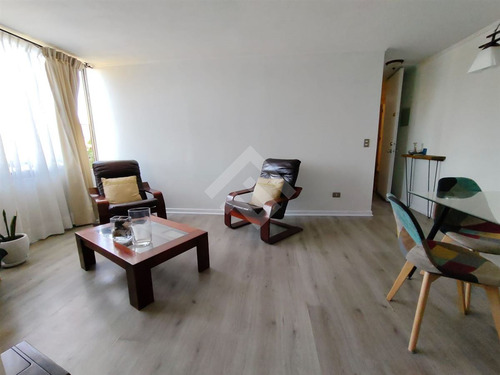 Departamento En Venta De 3 Dorm. En Cerrillos