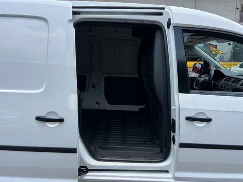 Volkswagen Caddy 1.6 Maxi Mt