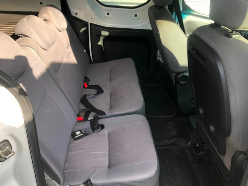 Peugeot Partner Adaptada A Rural