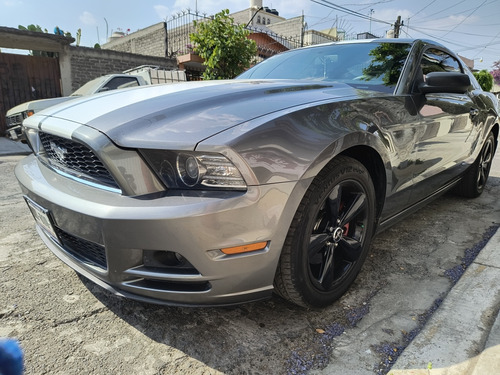 Ford Mustang 3.8 Coupe Lujo V6 Mt