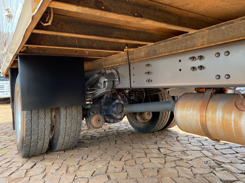 Volvo Vm 270 4x2 Cabine Leito Com Bau