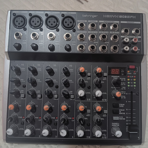 Mezcladora Behringer Xenyx 1202 Sfx 12 Canales (Usado)
