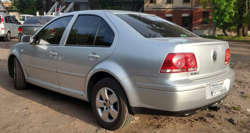 Volkswagen Bora 2.0 Trendline 115cv 2010