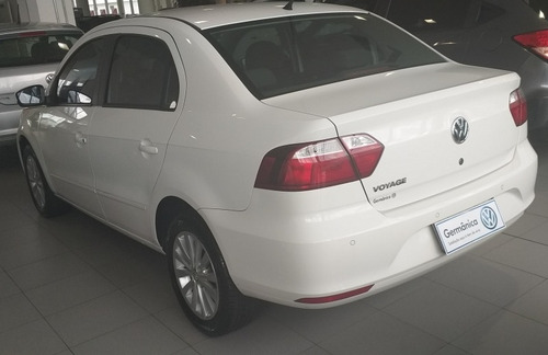 Volkswagen Voyage 1.0 Mi 8v Flex 4p Manual 2014/2014