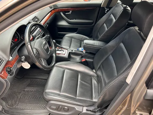 Audi A4 1.8t Luxury 5 p