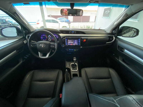 Imagem 10 de 13 de Toyota Hilux 2.8 Srx 4x4 2.8 Tdi 16v Diesel Aut 2018