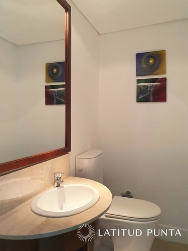 Imagen 12 de 24 de Piso Alto En Le Parc, 2 Dormitorios En Suite Más Dependencia