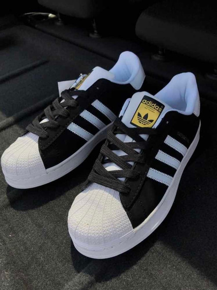 Tenis Adidas Mujer Conchas Negras - Ropa, Bolsas y Calzado en Mercado Libre  México