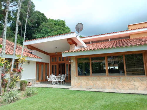 Se Vende Hermosa Casa Guaparo Soc-015