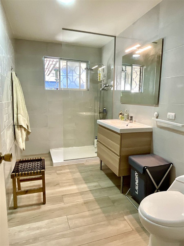 Casa En Venta De 3 Dorm. Domingo Bondi, Las Condes