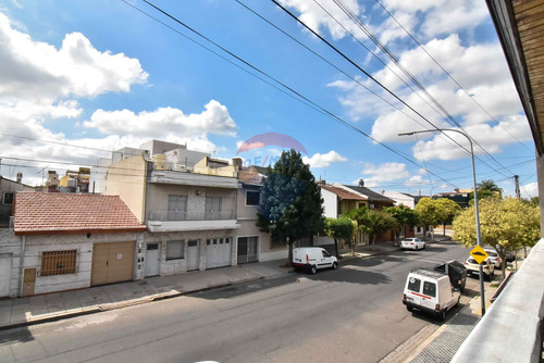 Casa En Venta B°naon Acepta Permuta Deptos En Zona