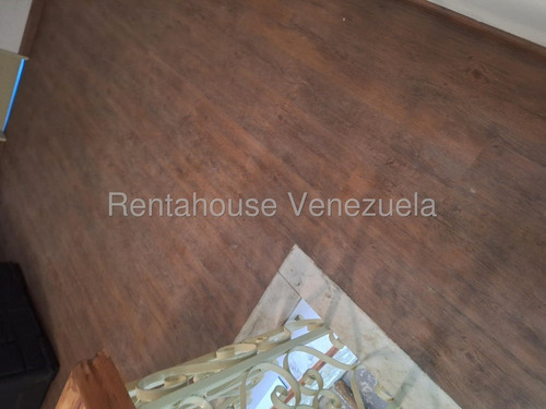Ph En Venta En Los Palos Grandes 398 M2